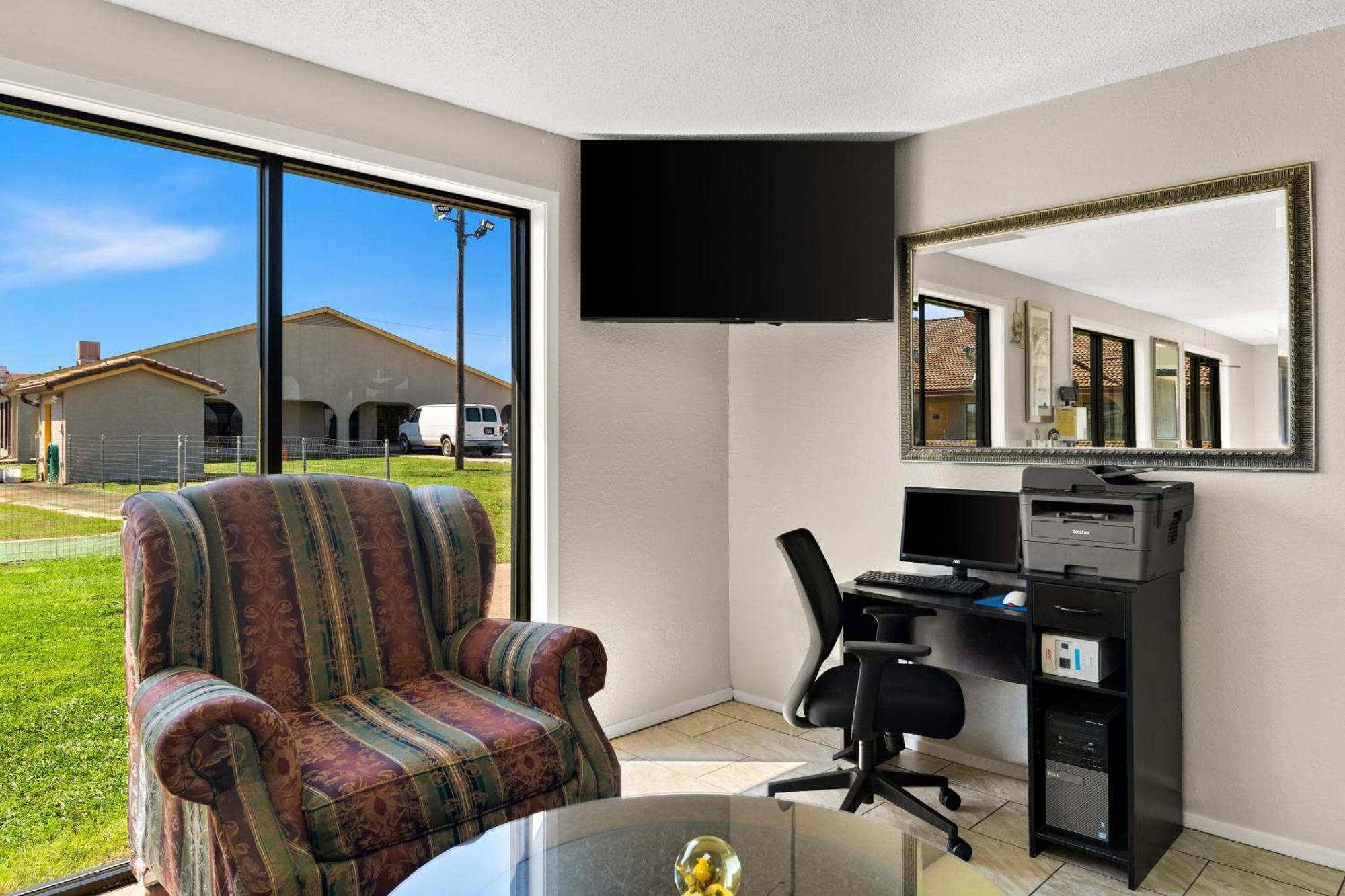 Americas Best Value Inn Bonham Exterior foto