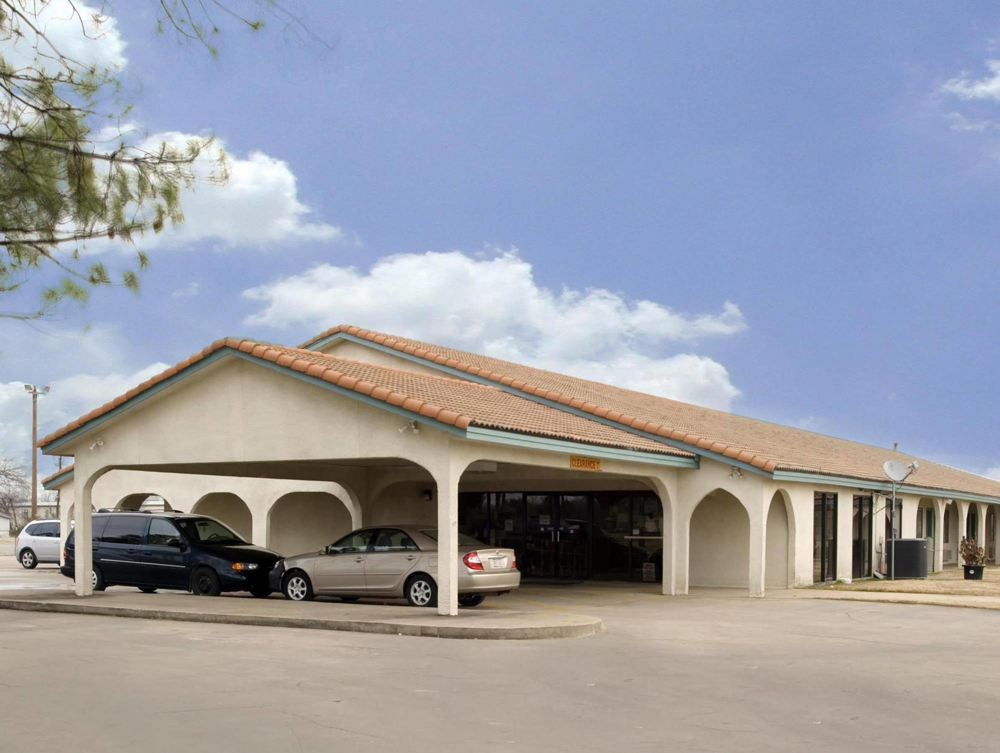 Americas Best Value Inn Bonham Exterior foto